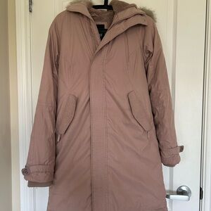 Aritzia TNA The Summit Parka – Size Small – Pink Blush
